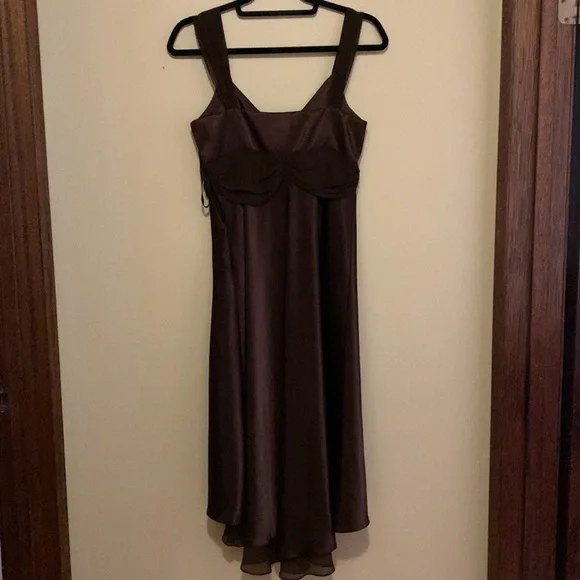 Dress - Picture 6 of 6